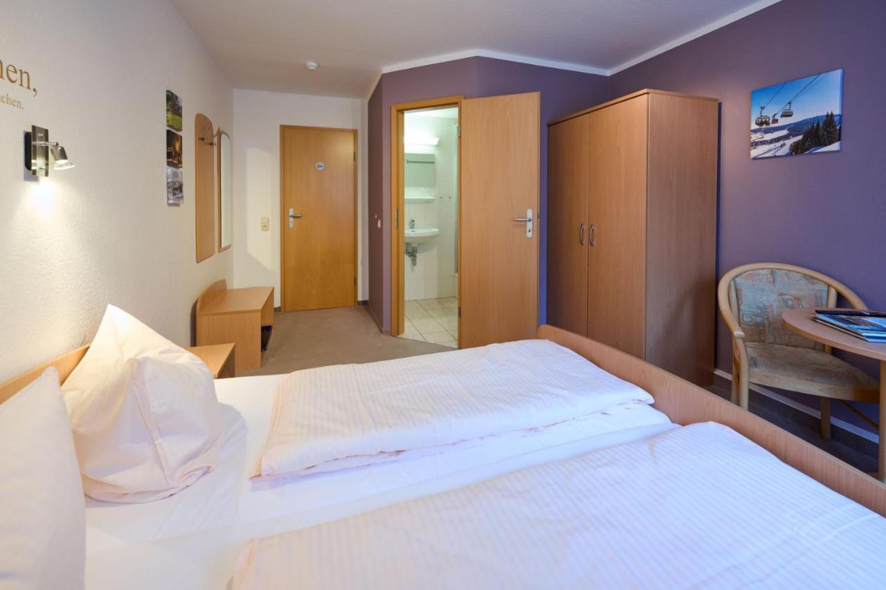 Hotel Vierenstrasse Neudorf  Ngoại thất bức ảnh